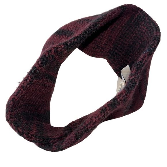 KNITTED MAROON AND BLACK INFINITY SCARF FOR YOUR HEAD BY MADE FOR EACH OTHER O/S - Picture 2 of 10
